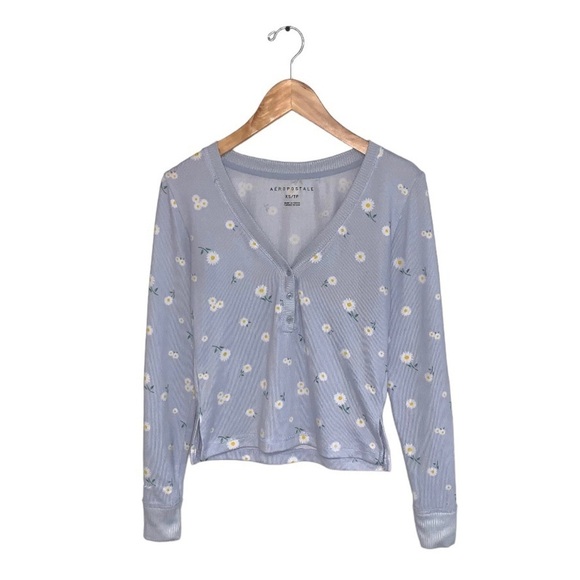 Aeropostale Lightweight Sweater Cardigan Women’s  Size XS‎ Floral Blue Daisies - Picture 1 of 6